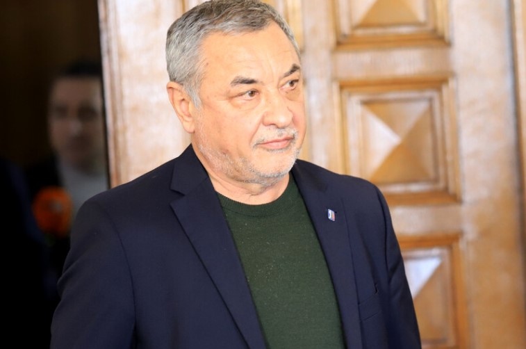 Бившият вицепремиер Валери Симеонов ще се кандидатира за президент Това